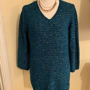 CHICOS V NECK SWEATER!